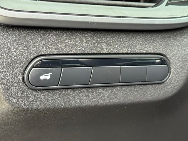 Certified Used 2024 Gray INFINITI PURE image 22