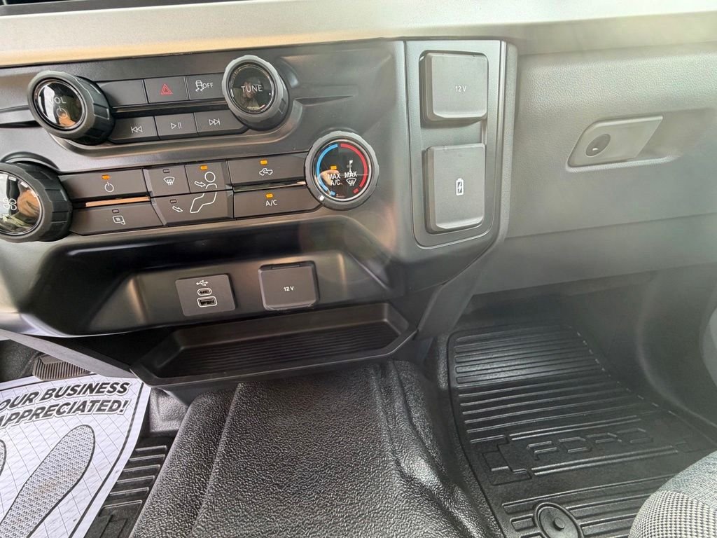 New 2026 Oxford White Ford F-350® XL image 28
