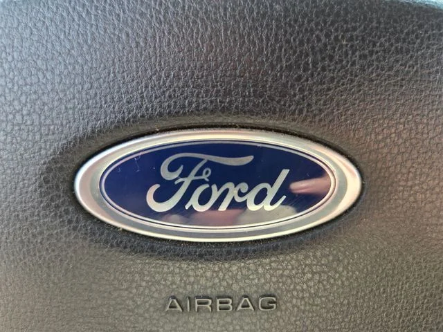 Used 2021 White Ford XL image 33