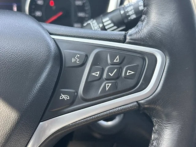 Used 2022 Black Chevrolet LT image 25