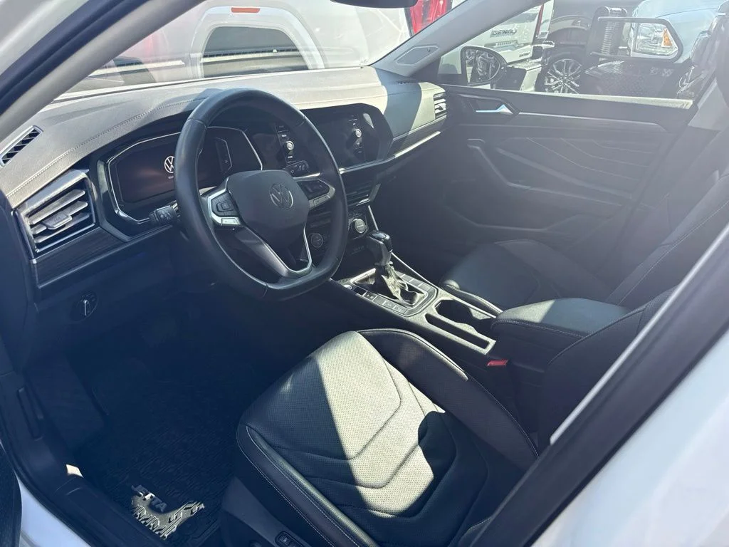Used 2024 White Volkswagen 1.5T SEL image 3
