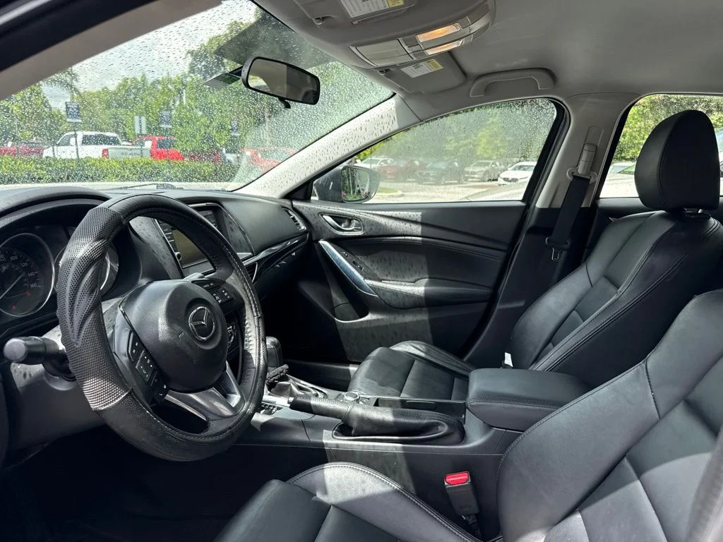 Used 2015 Jet Black Mica Mazda i Touring image 19