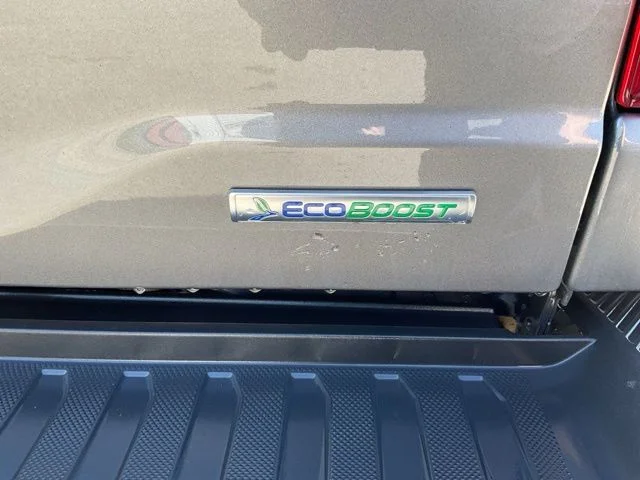 Used 2022 Gray Ford XLT image 25