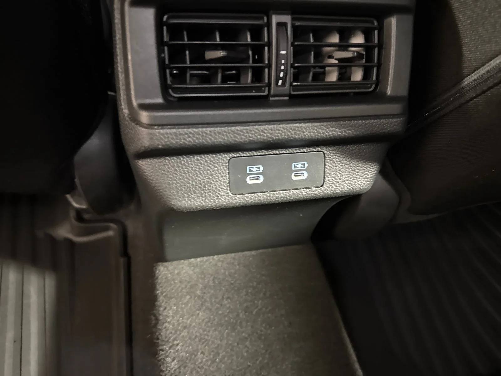 2025 Honda Accord SE - Photo 25