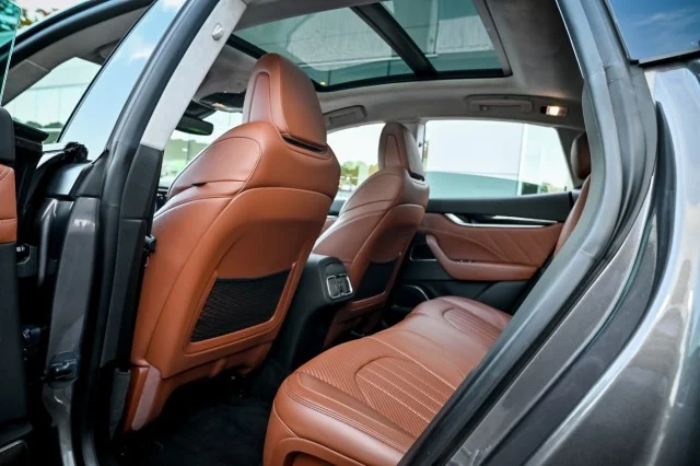 Used 2022 GRAY Maserati Modena image 22