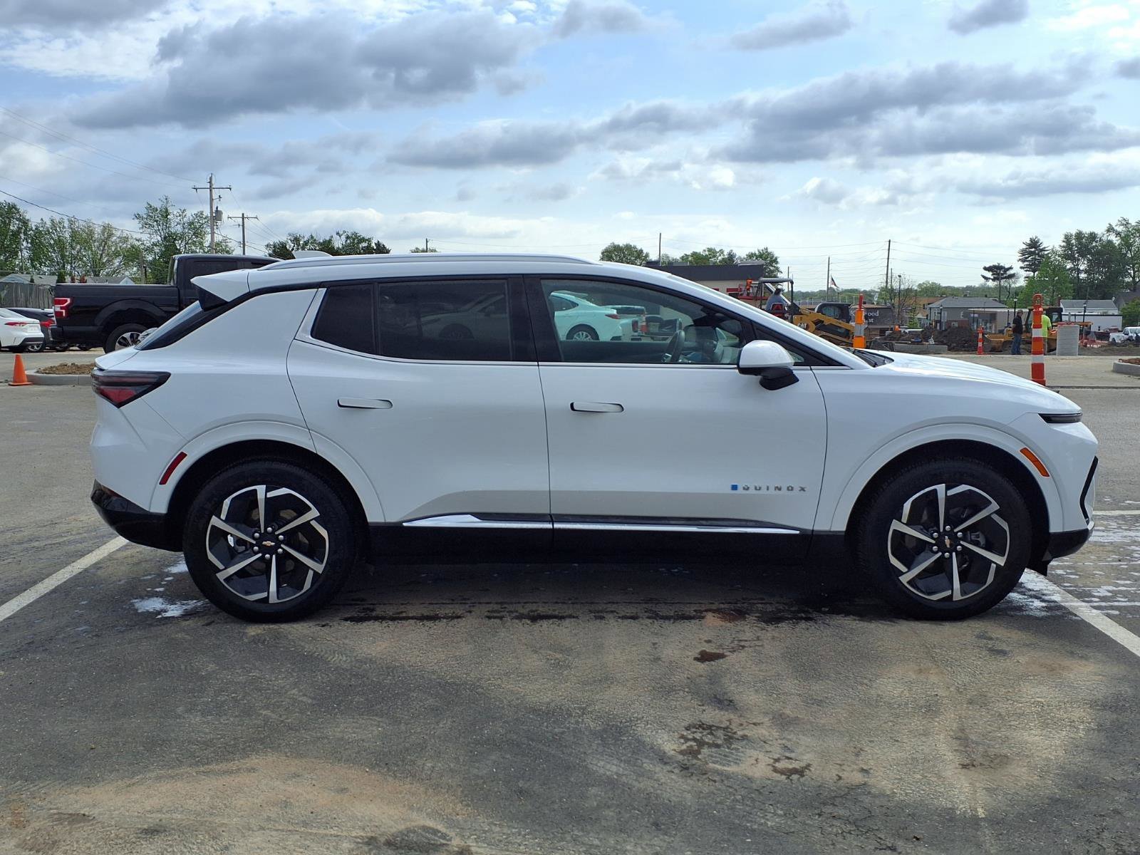 Used 2024 Chevrolet Equinox EV LT with VIN 3GN7DLRR2RS281592 for sale in Kirkwood, MO