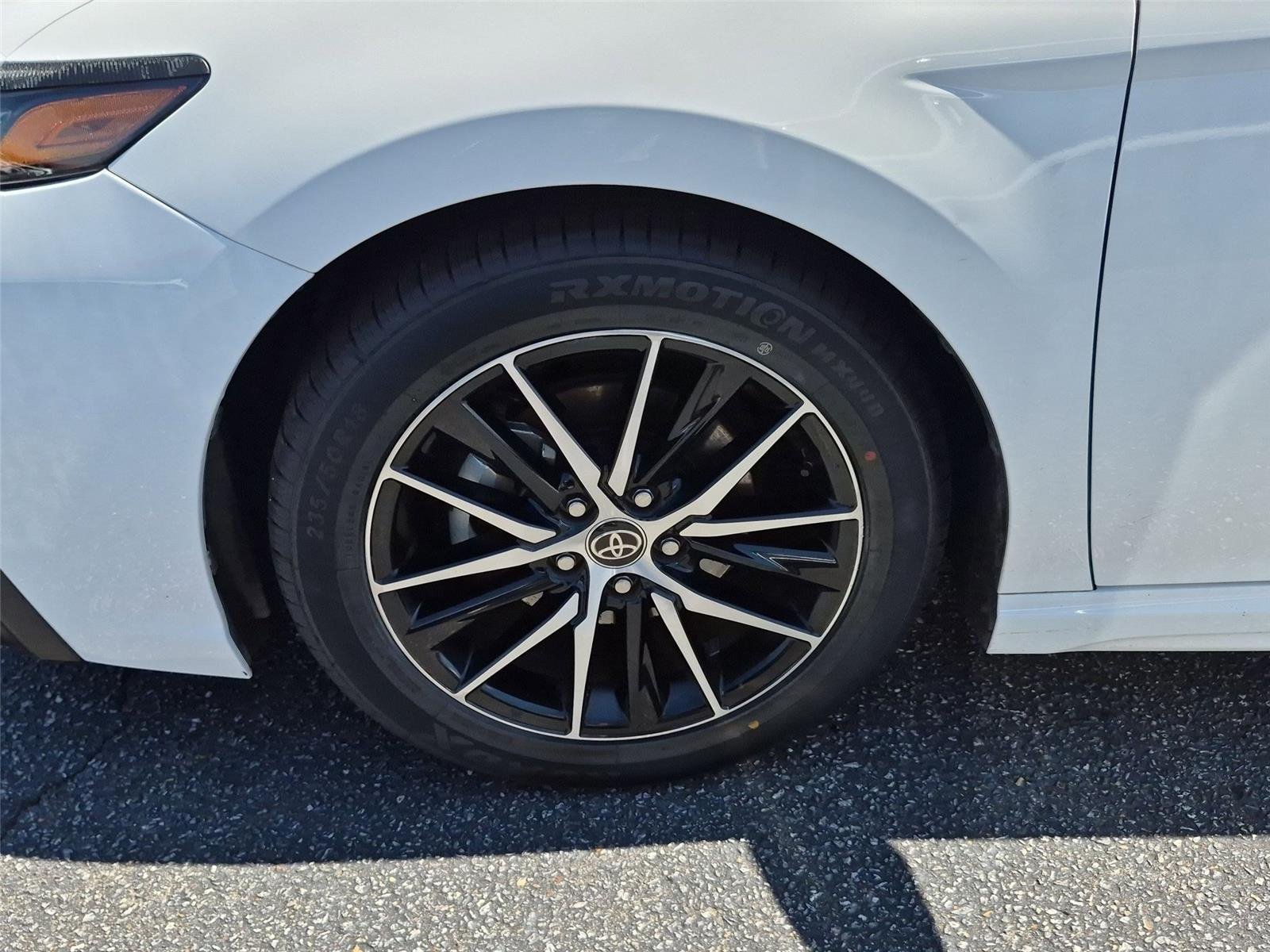 Used 2023 Ice Cap Toyota Hybrid SE image 9