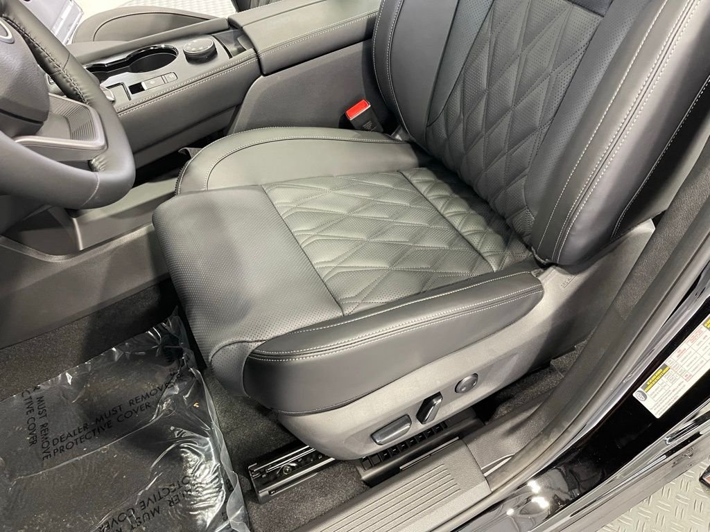 2026 Nissan Rogue Platinum - Photo 16