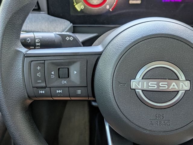 Used 2025 White Nissan SV image 18