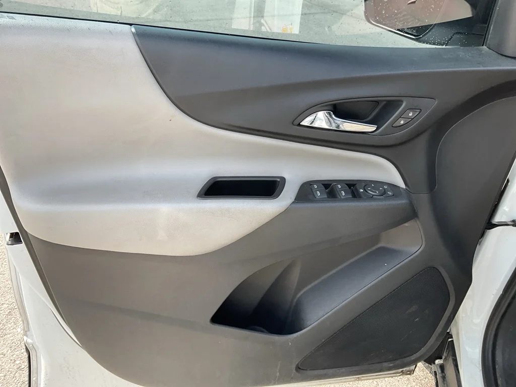 Used 2021 Summit White Chevrolet LS image 14