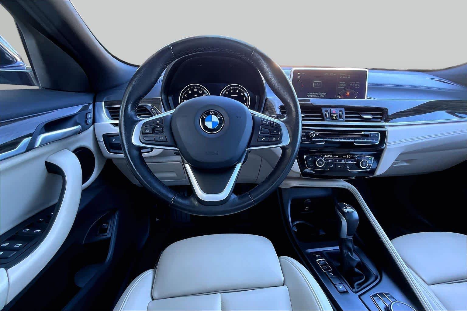 Used 2019 Mediterranean Blue Metallic BMW xDrive28i image 6