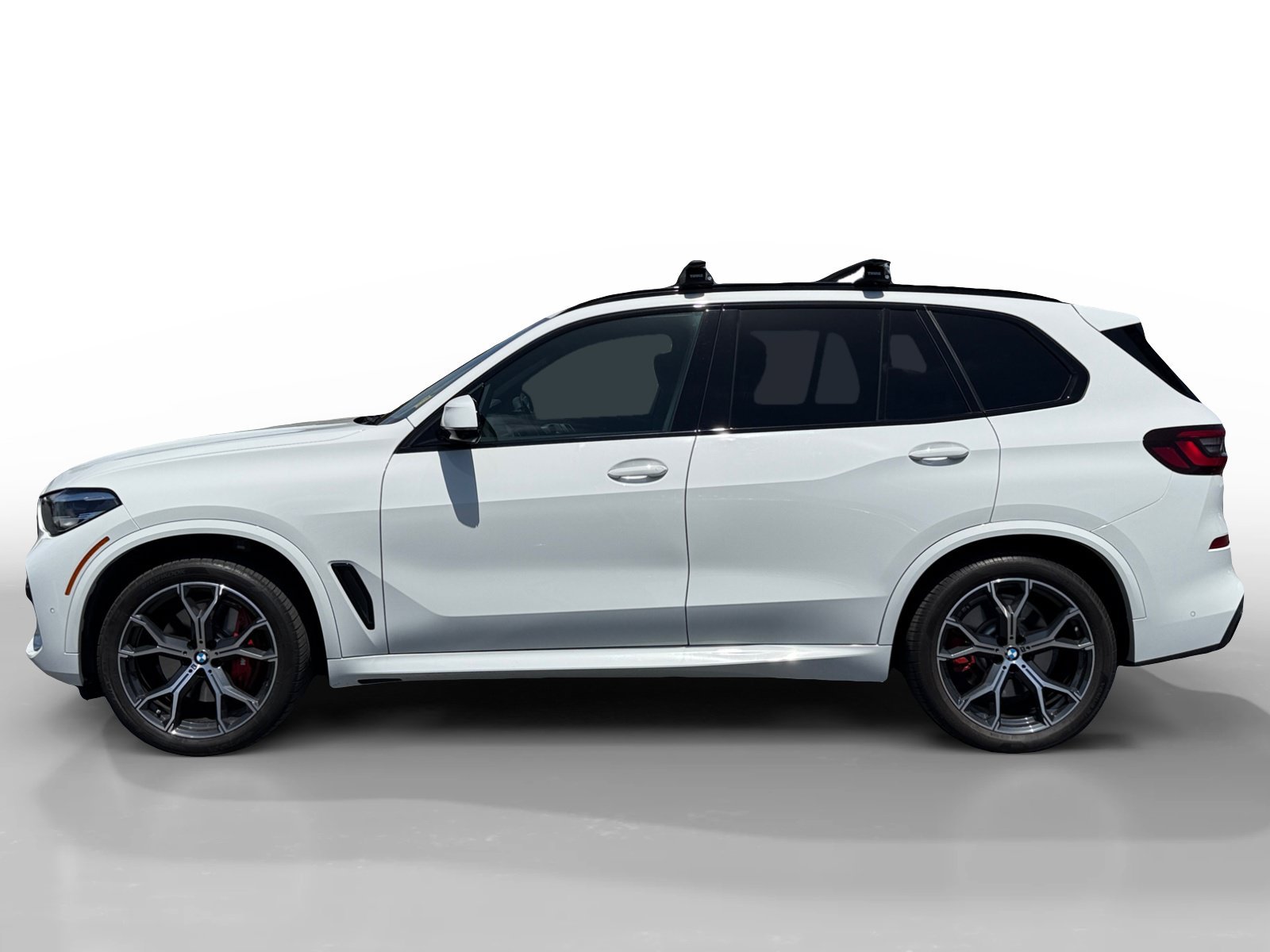 Used 2021 Alpine White BMW xDrive40i image 2