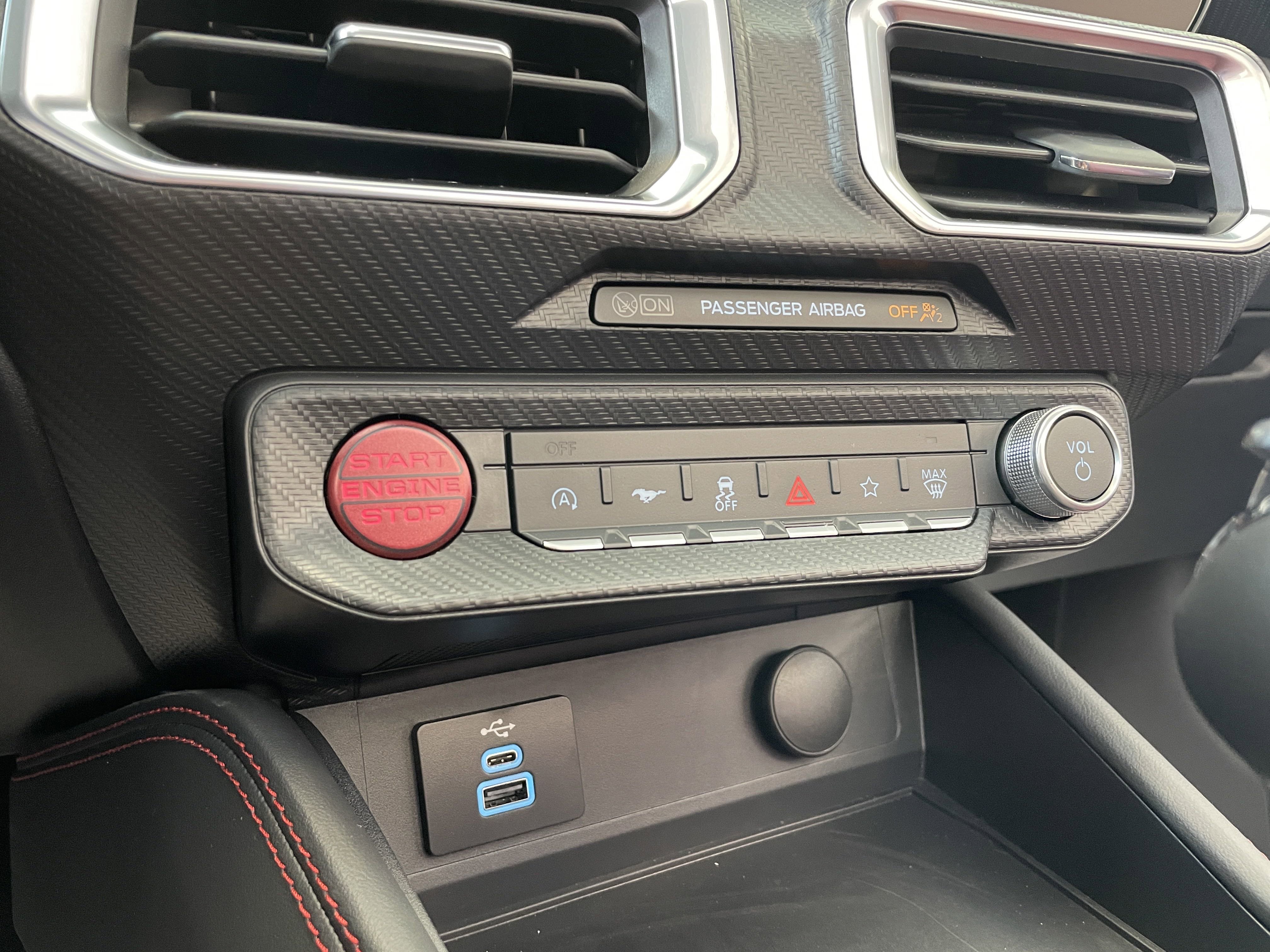 2025 Ford Mustang GT Premium Convertible - Photo 48