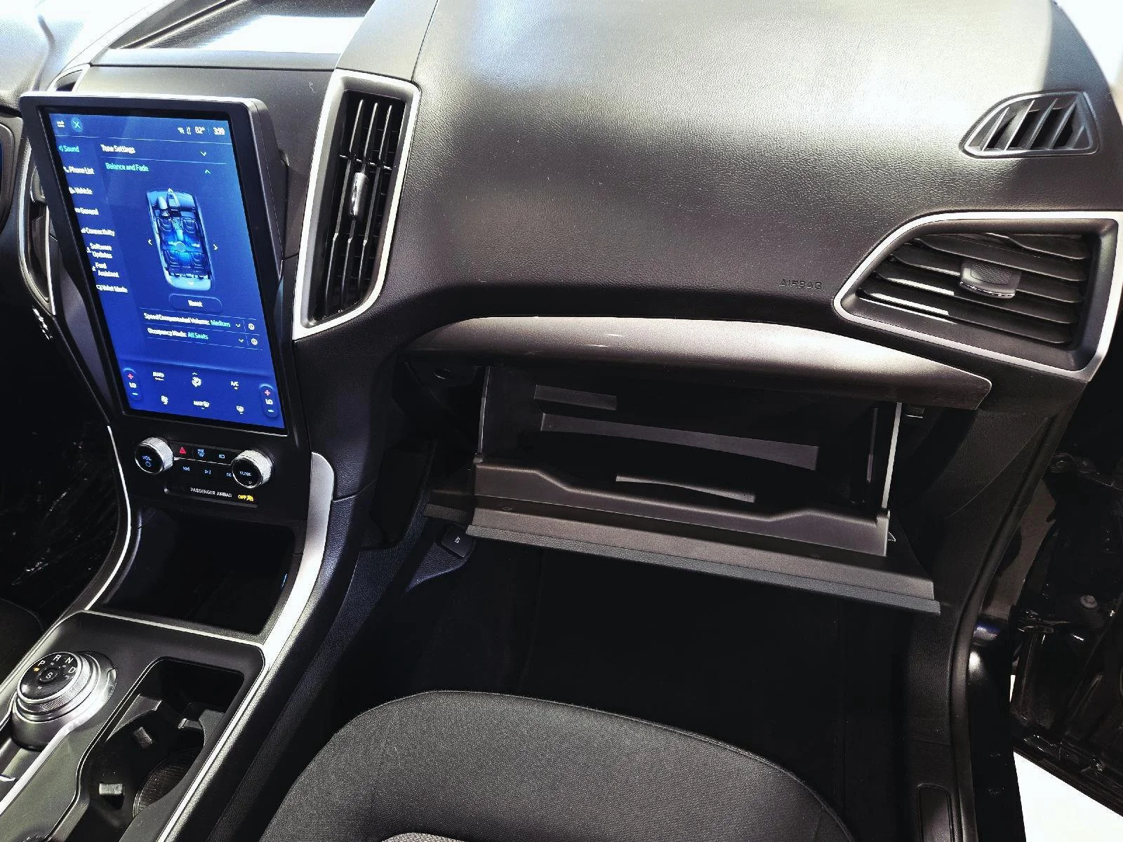 Used 2023 Agate Black Ford SE image 56