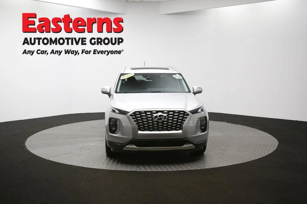 Used 2022 Silver Hyundai SEL image 51