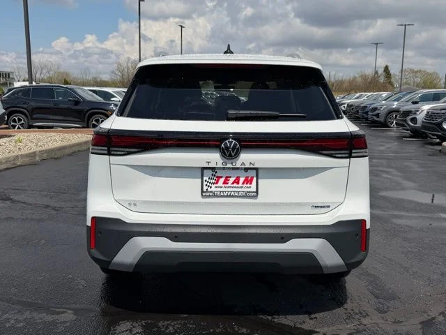 New 2026 White Volkswagen 2.0T SE image 4