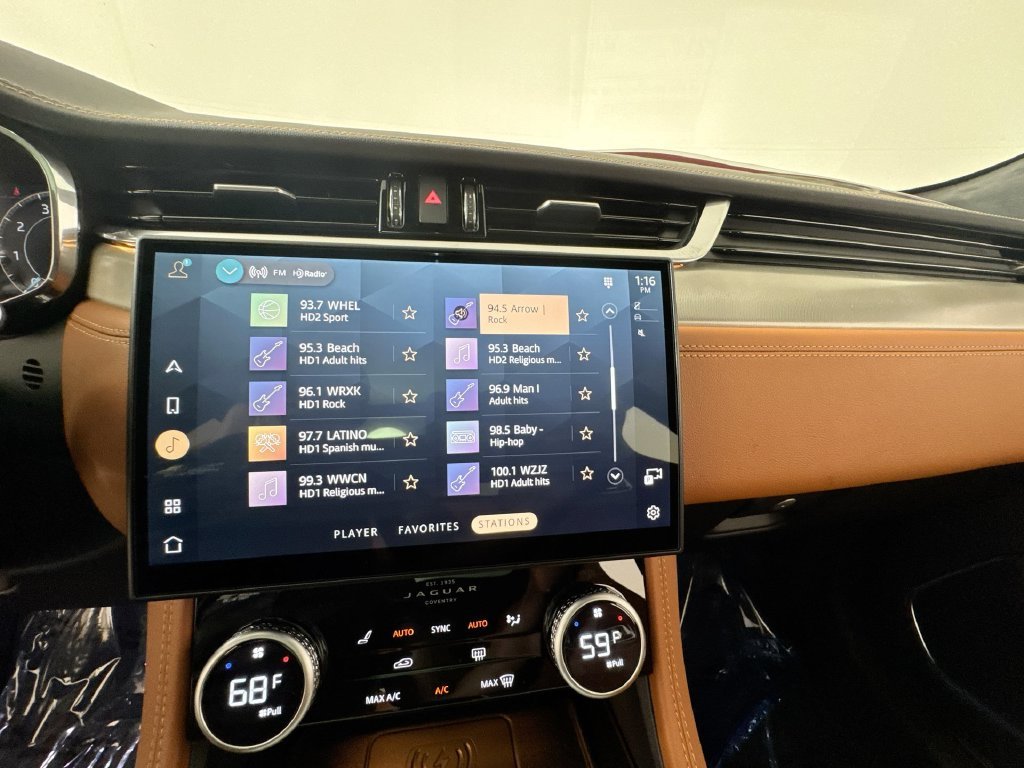 2026 Jaguar F-Pace R-Dynamic S - Photo 16