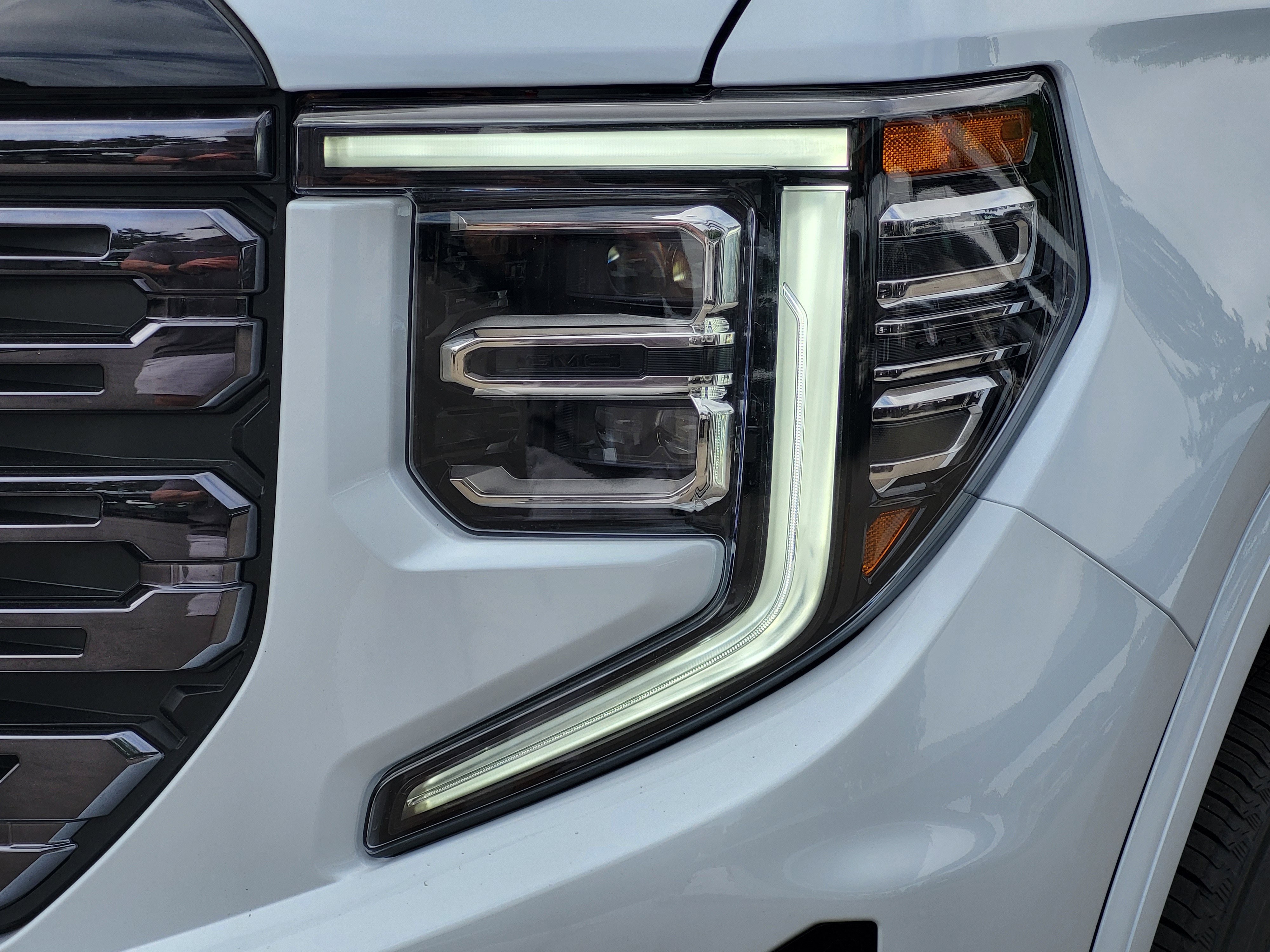 2026 GMC Sierra 1500 Denali Ultimate - Photo 8