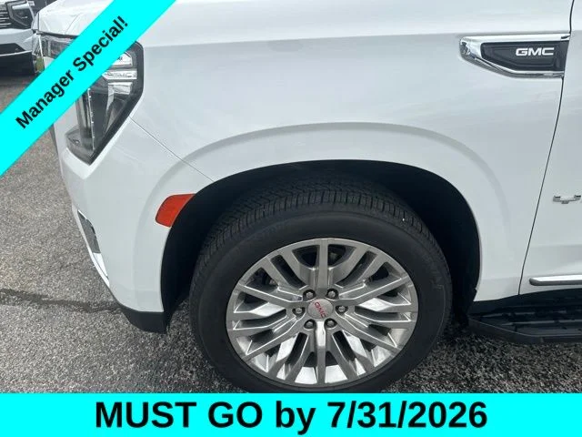 Used 2023 White GMC SLT image 10