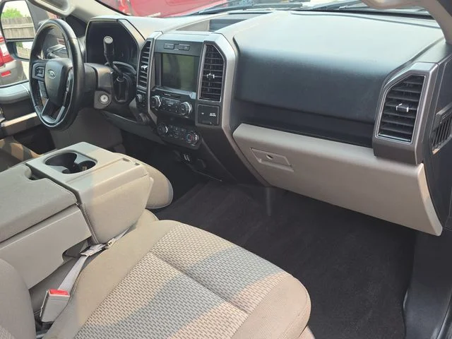 Used 2020 Red Ford XLT image 39