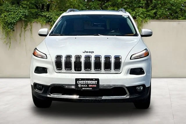 Used 2016 Jeep Cherokee Limited with VIN 1C4PJMDB7GW242418 for sale in Beachwood, OH
