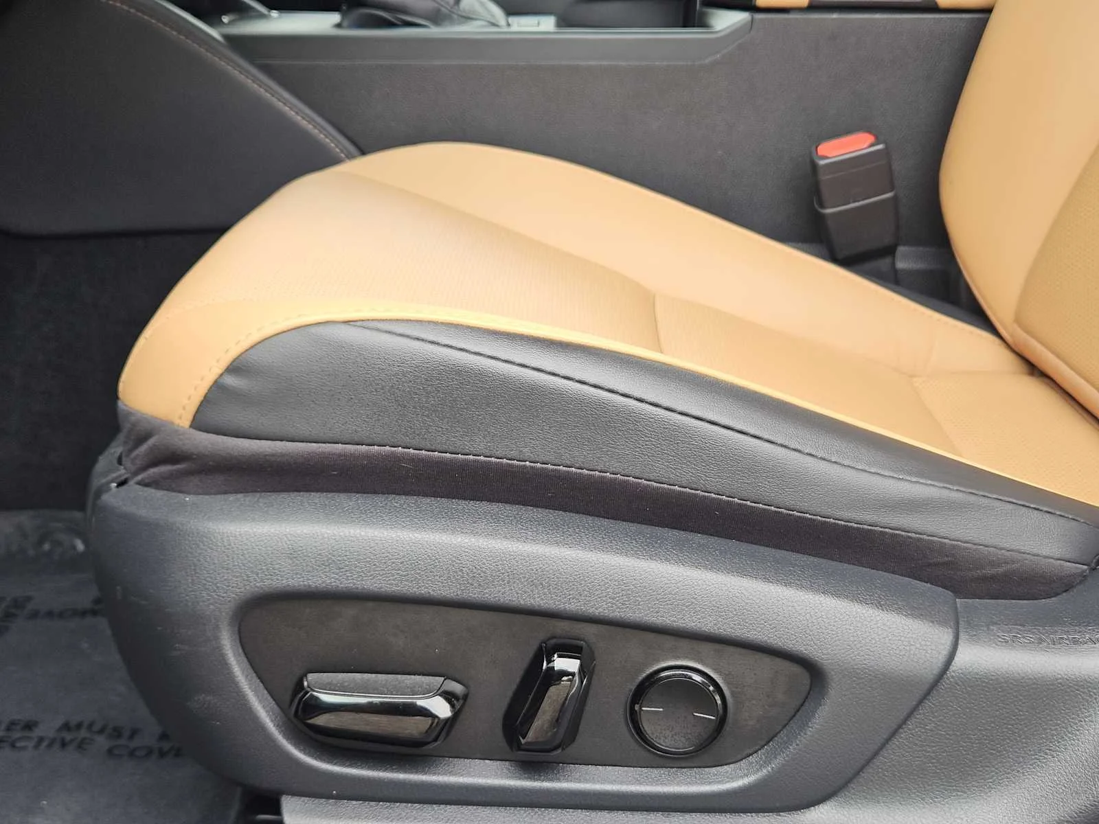 Certified Used 2025 IRIDIUM Lexus  image 19