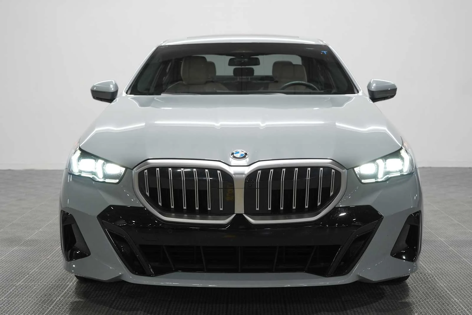 Used 2026 Brooklyn Grey Metallic BMW 530i xDrive image 2