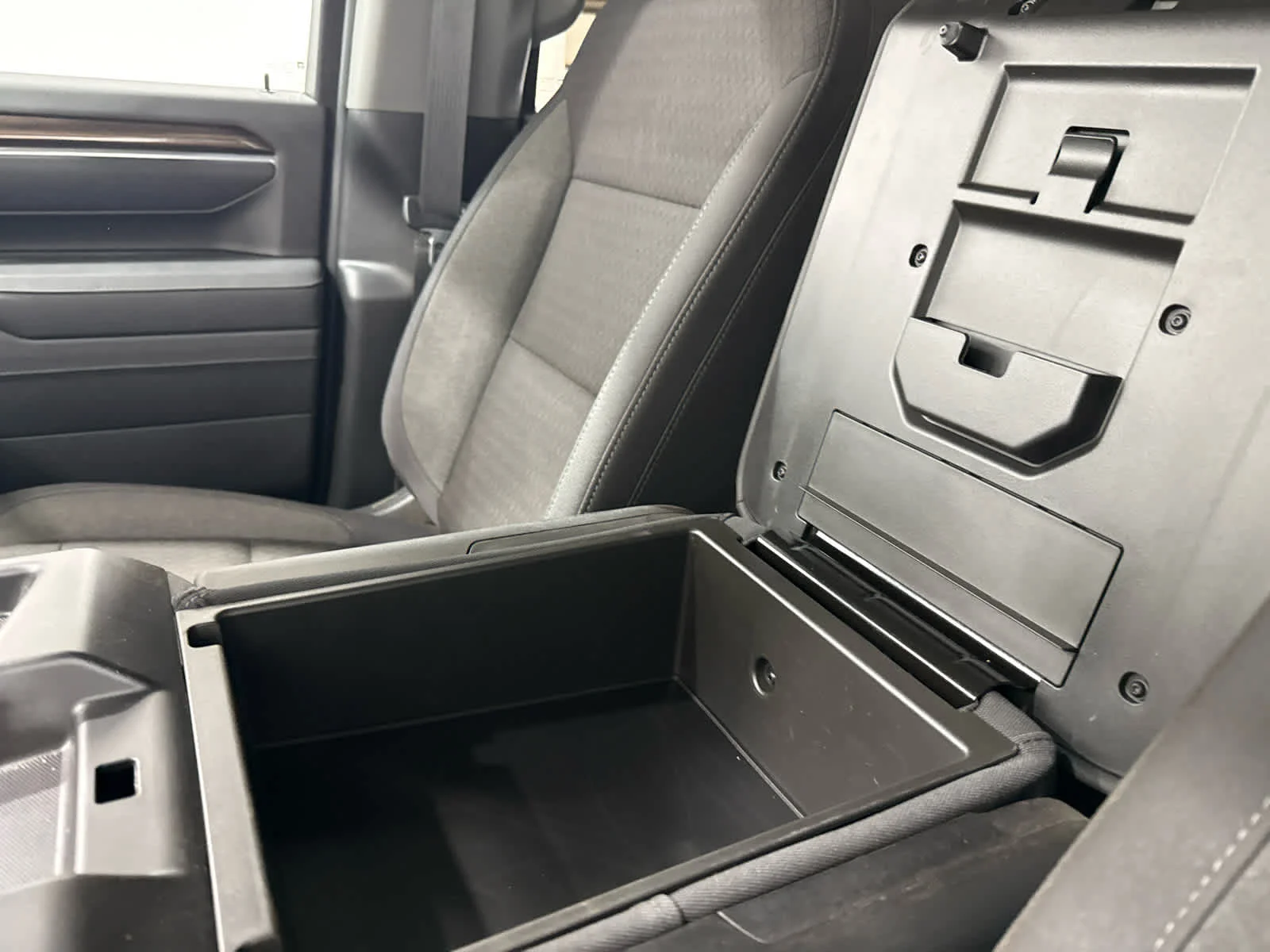 Used 2026 Summit White Chevrolet LT image 19