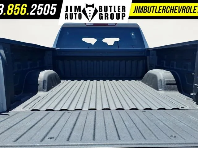 New 2026 White Sands Chevrolet Custom image 18