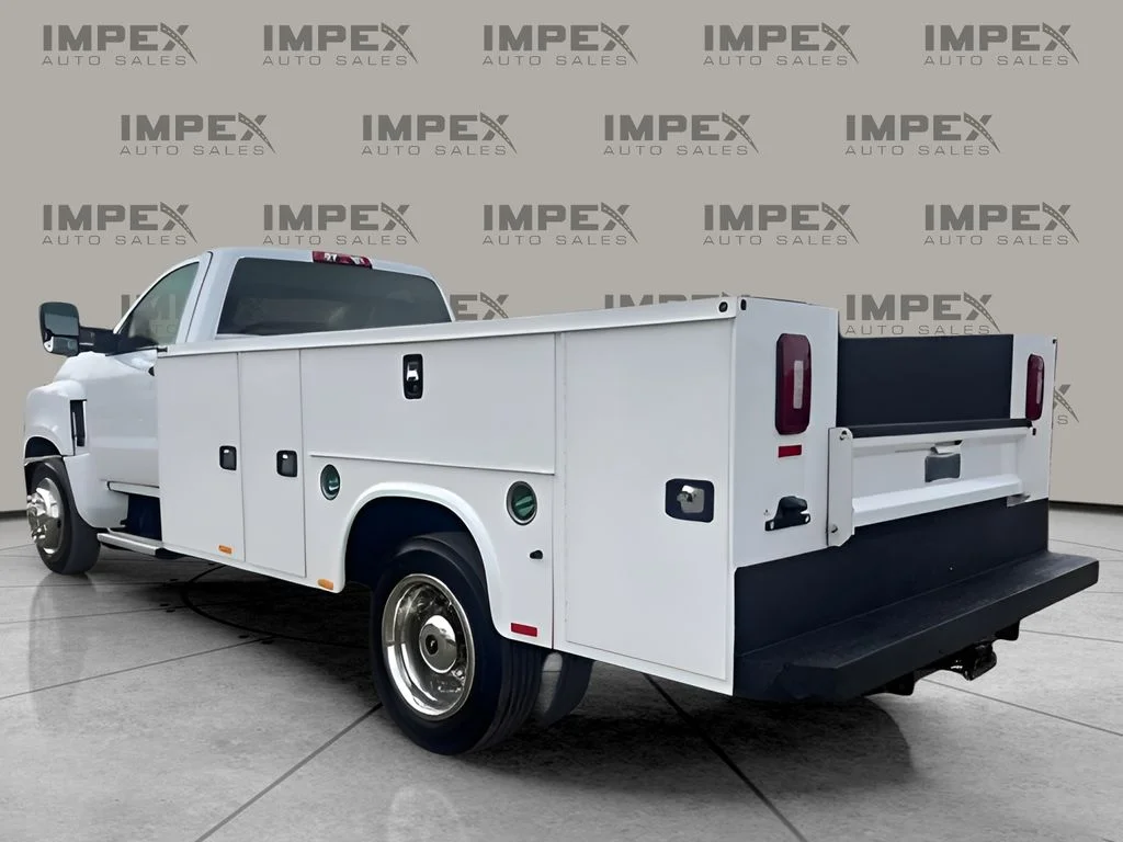 Used 2020 White Chevrolet Work Truck image 4