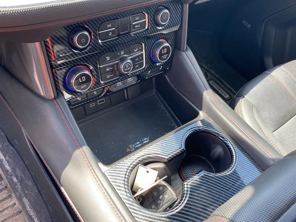 Used 2022 Iridescent Pearl Tricoat Chevrolet RST image 18