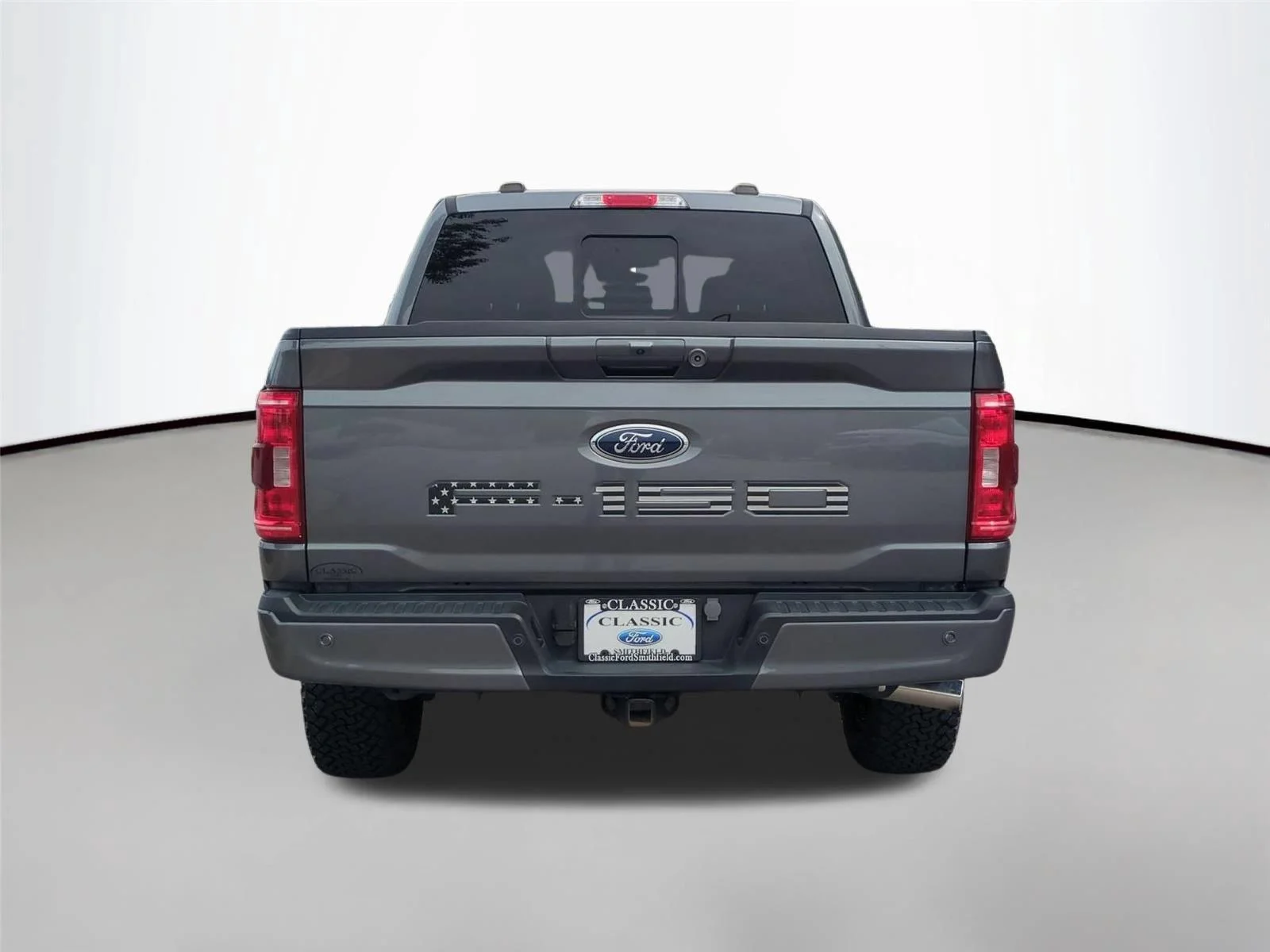 Used 2023 Carbonized Gray Ford XLT image 4