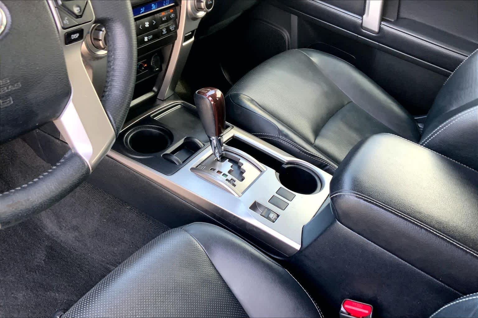 Used 2019 Midnight Black Metallic Toyota Limited image 17