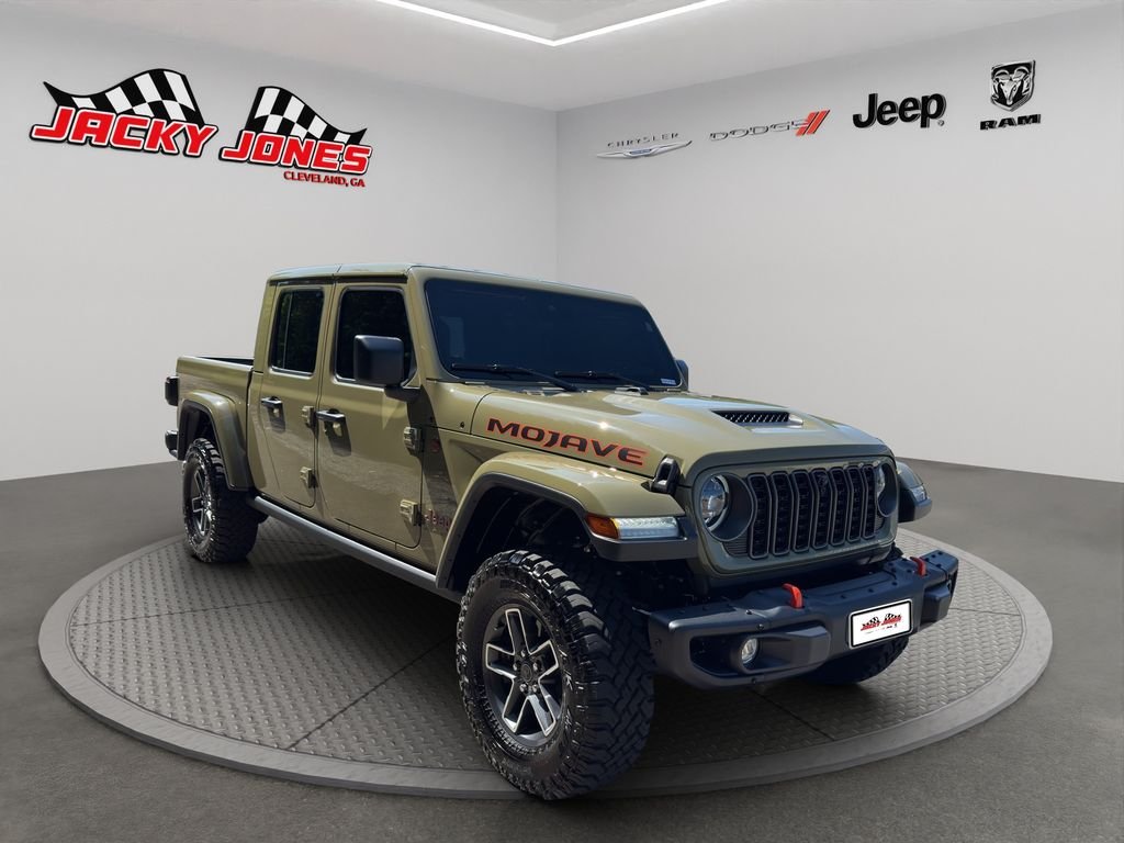Used 2025 Green Jeep Mojave X image 13