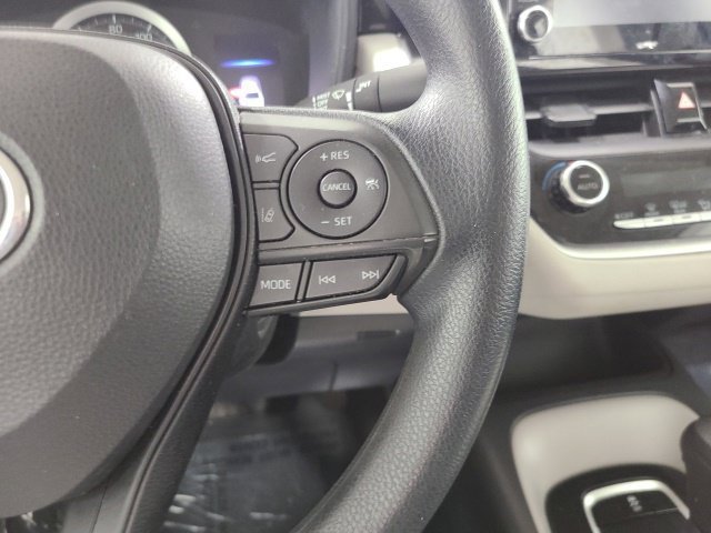 Certified Used 2020 Super White Toyota LE image 23
