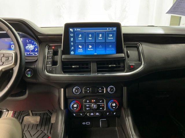 Used 2023 Black Chevrolet Z71 image 17
