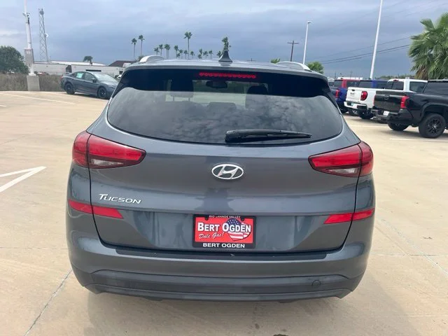 Used 2021 Gray Hyundai Value image 5