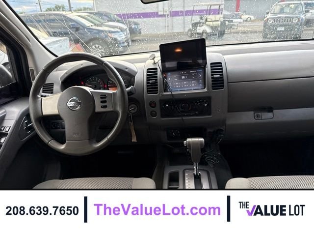 Used 2006 White Nissan SE image 14