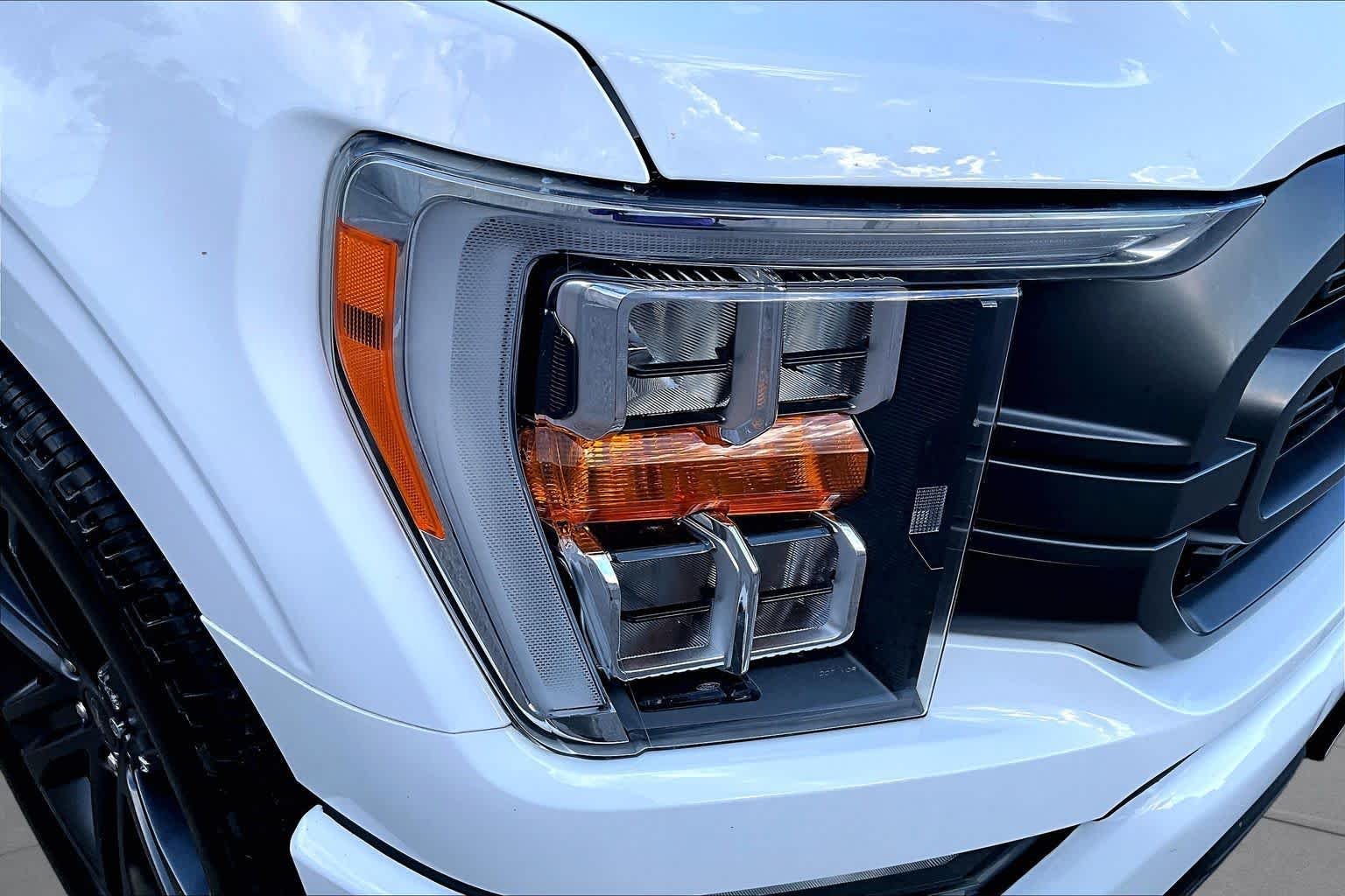 Used 2022 Oxford White Ford XLT image 29