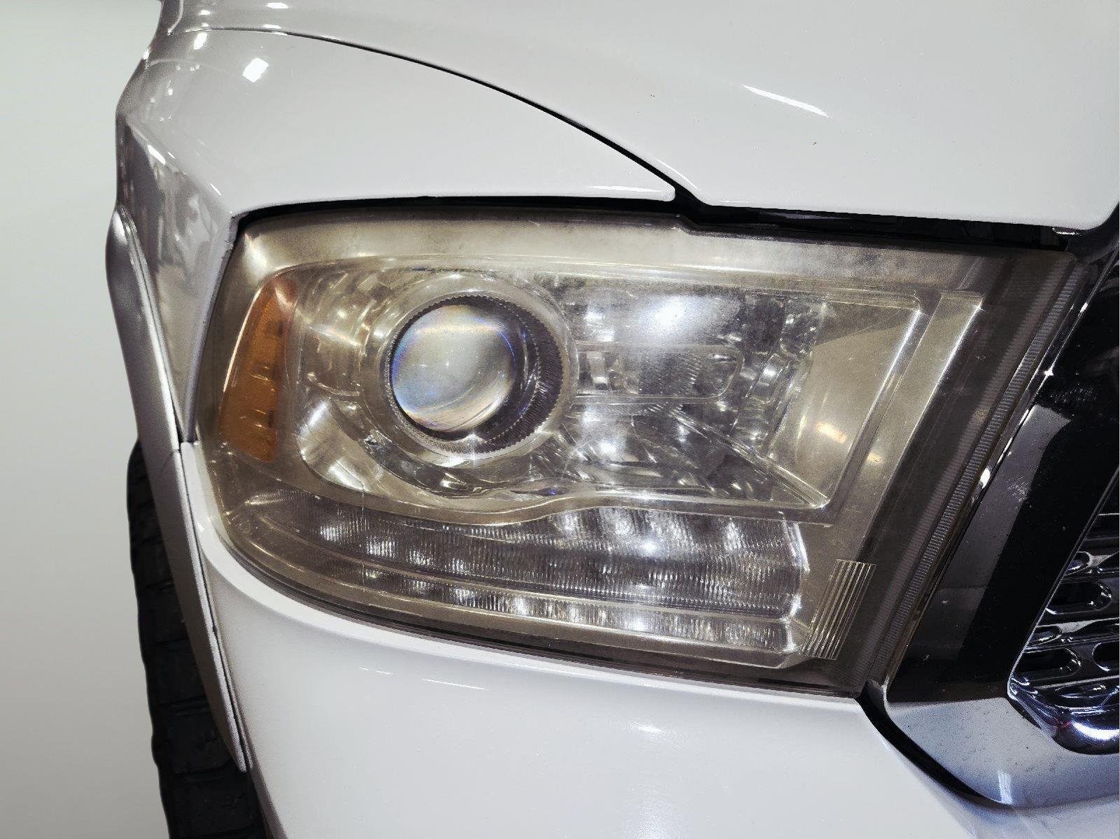 Used 2016 Bright White Clearcoat Ram Laramie image 14