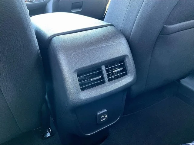 Used 2022 White Chevrolet LT image 13