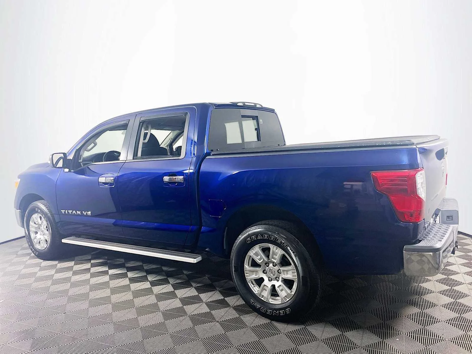 Used 2019 Deep Blue Pearl Metallic Nissan SV image 6