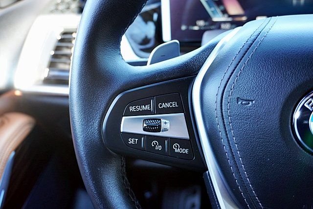 Used 2026 Gray BMW sDrive40i image 33