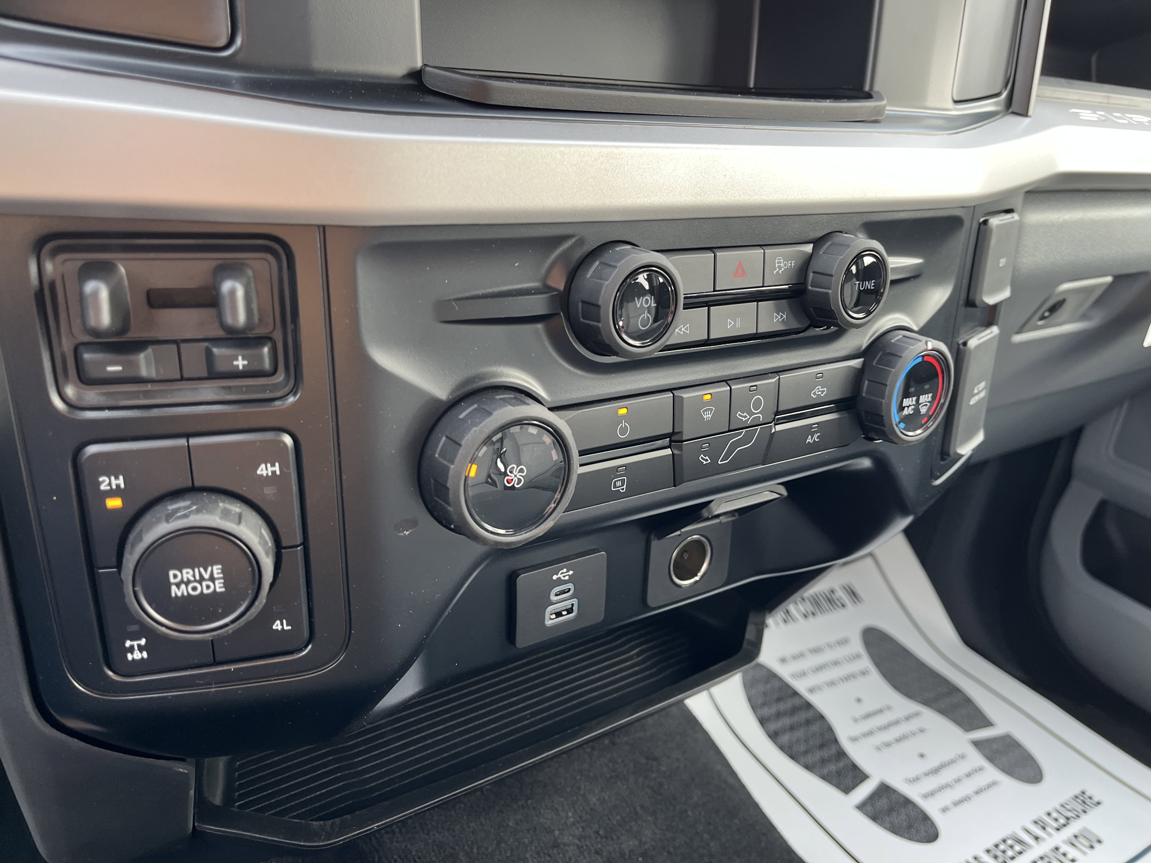 New 2026 Avalanche Ford XL image 25
