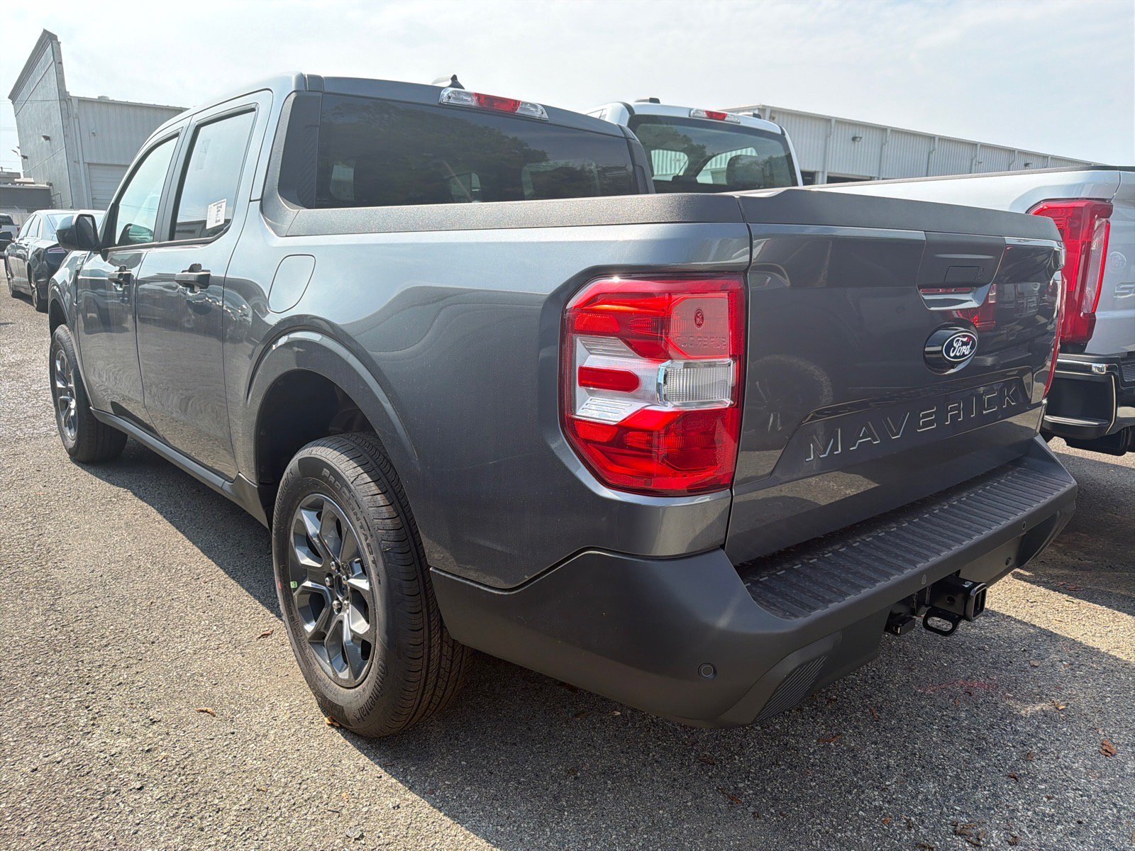 New 2026 Carbonized Gray Metallic Ford XLT image 3