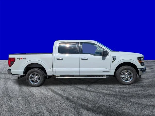 Certified Used 2024 Avalanche Ford XLT image 3