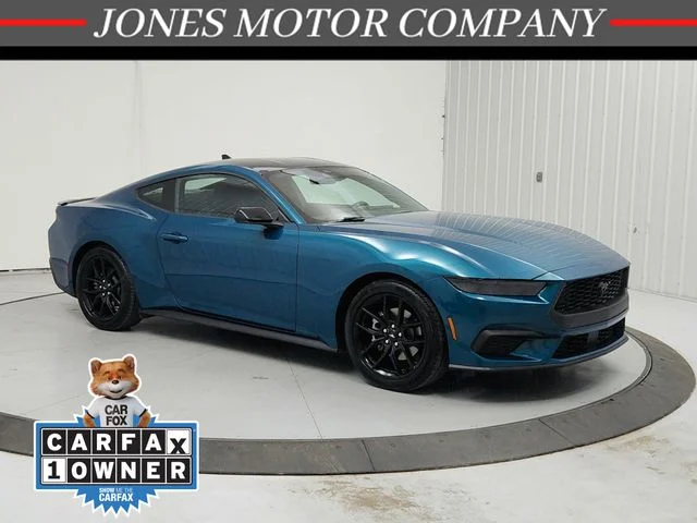 2026 Ford Mustang EcoBoost Fastback's photo