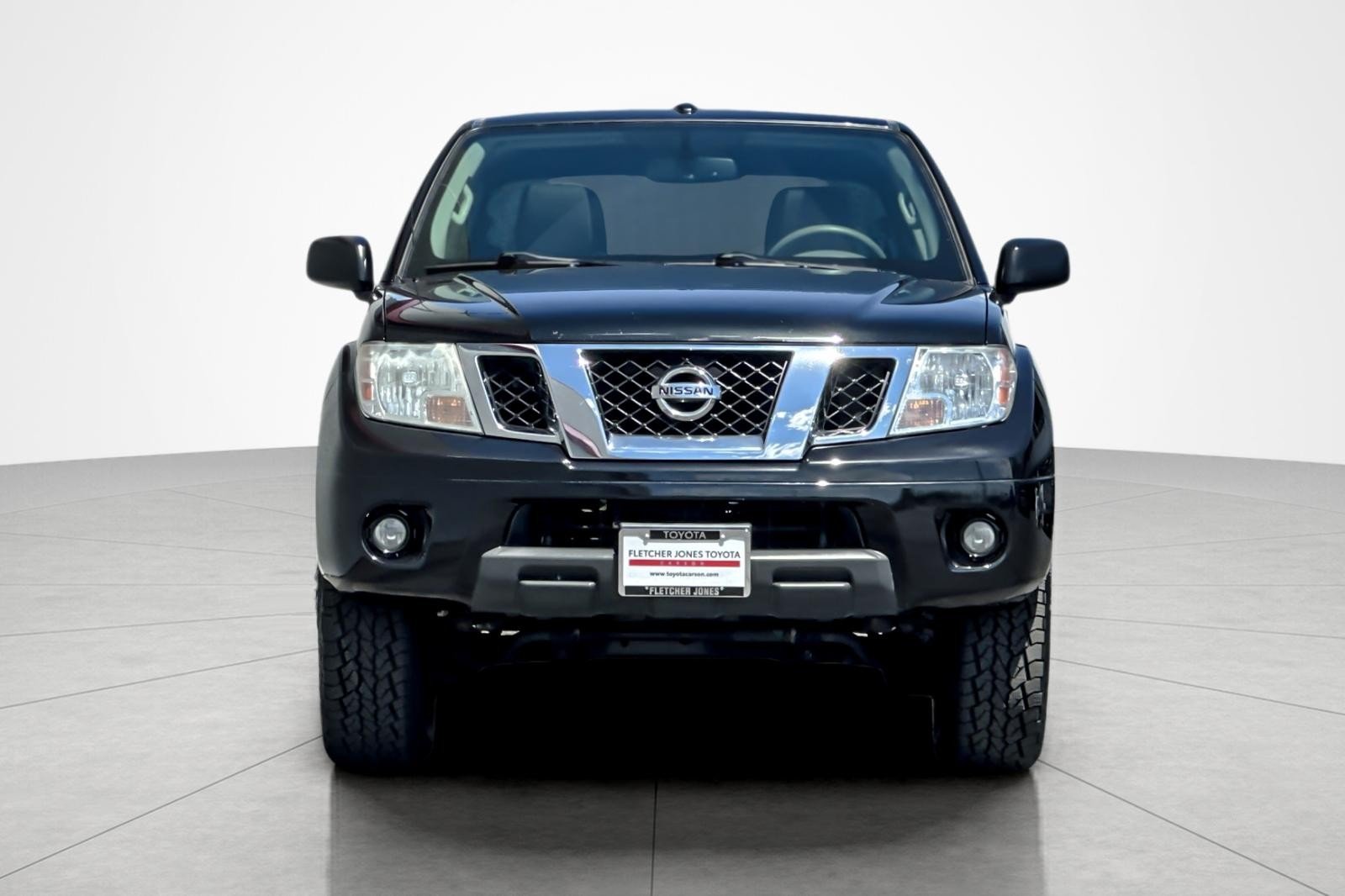 Used 2016  Nissan SV image 8