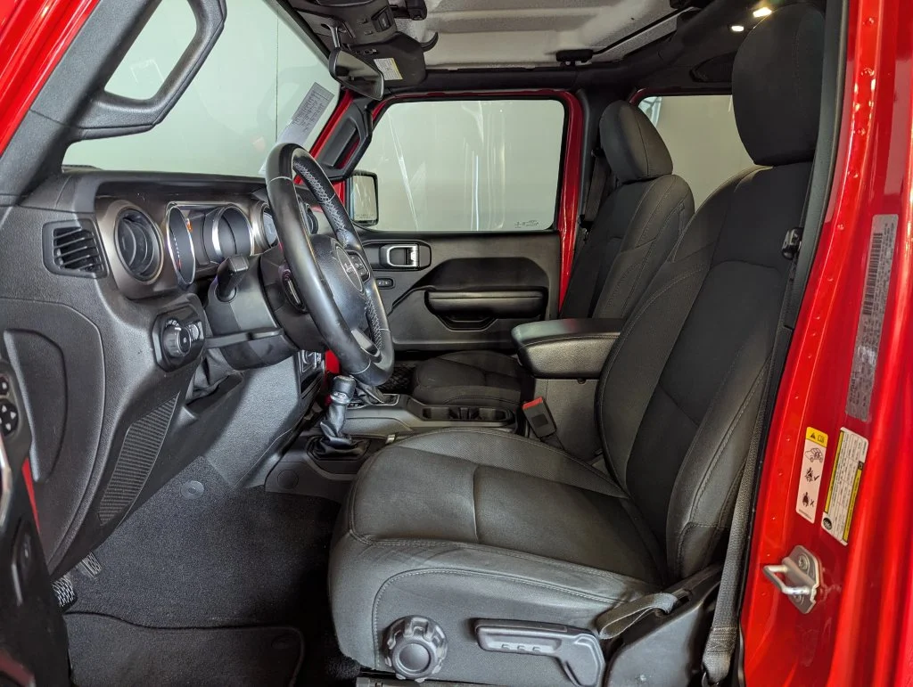 Certified Used 2020 Red Jeep Unlimited Sport S image 4