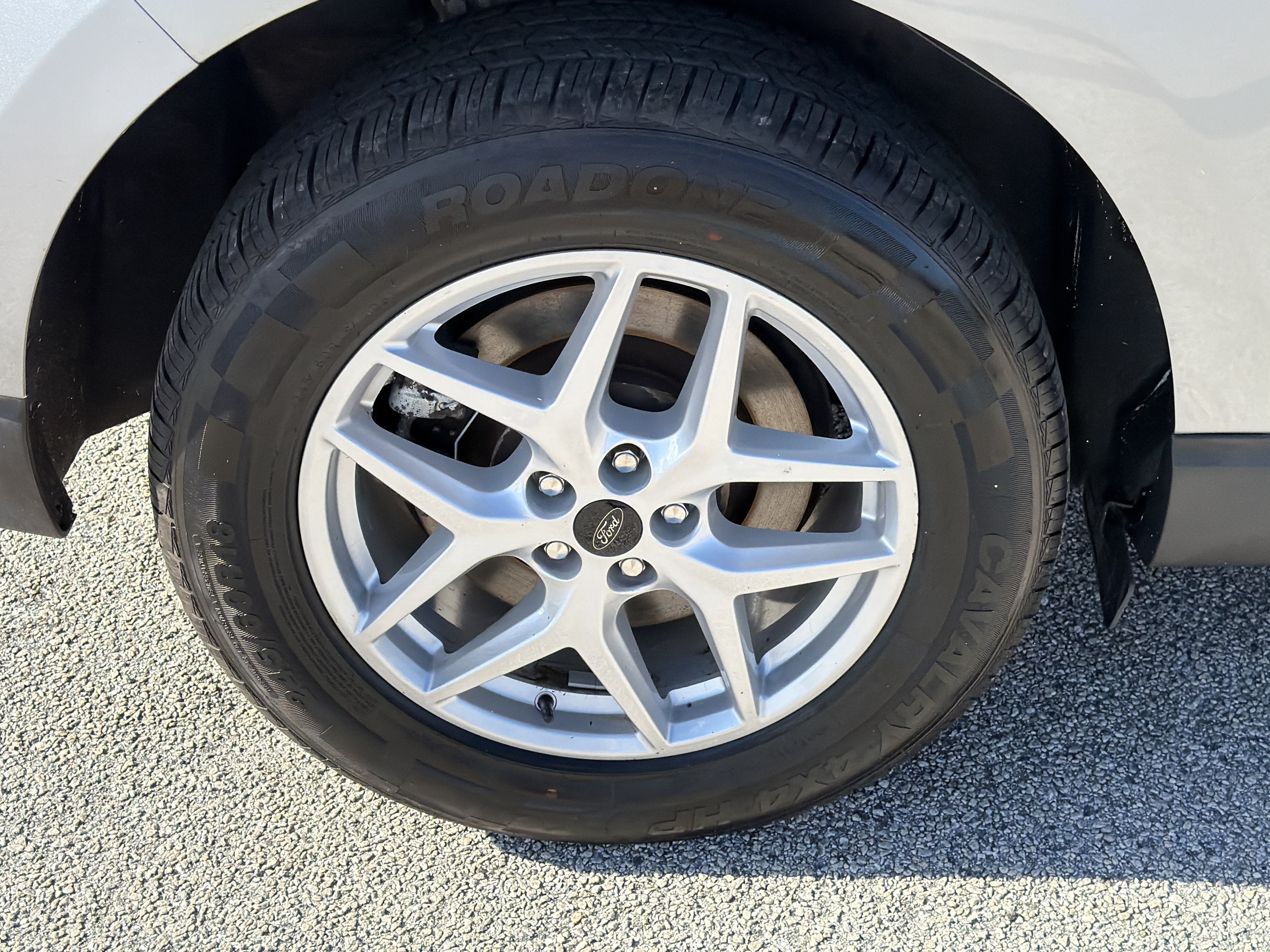 Used 2023 Silver Metallic Ford SEL image 18